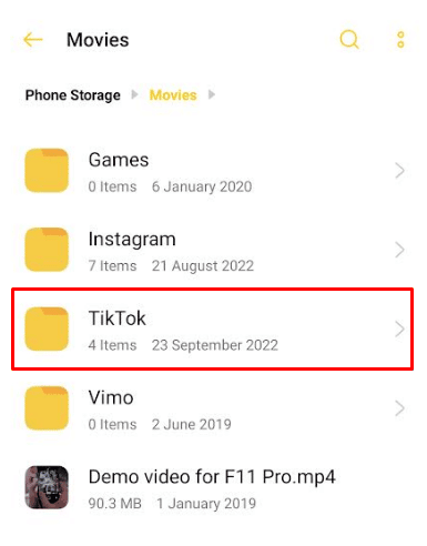 Busque TikTok y ábralo. | Cómo combinar dos borradores de TikTok