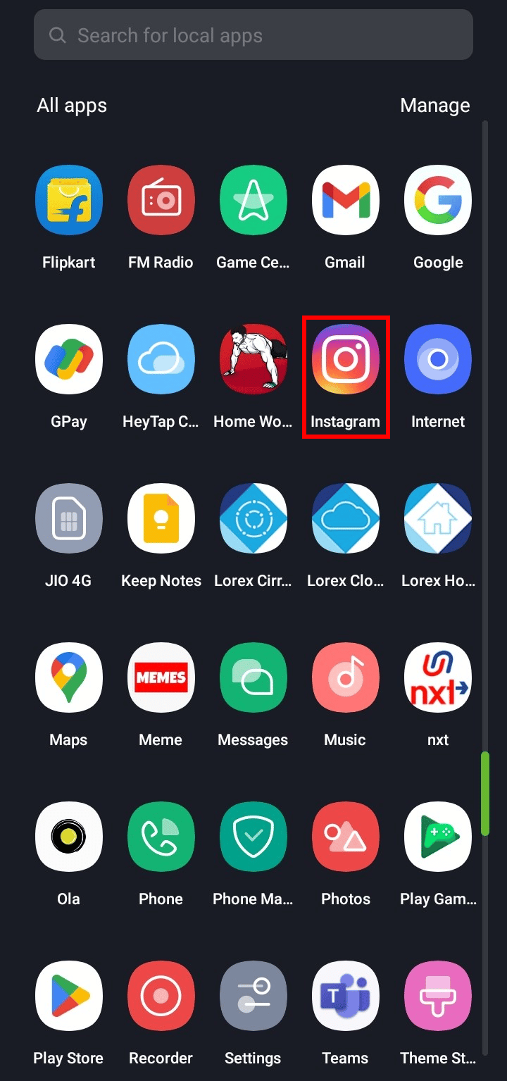 スマートフォンで Instagram アプリを開きます。