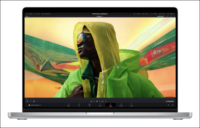 شاشة MacBook Pro 2021 XDR