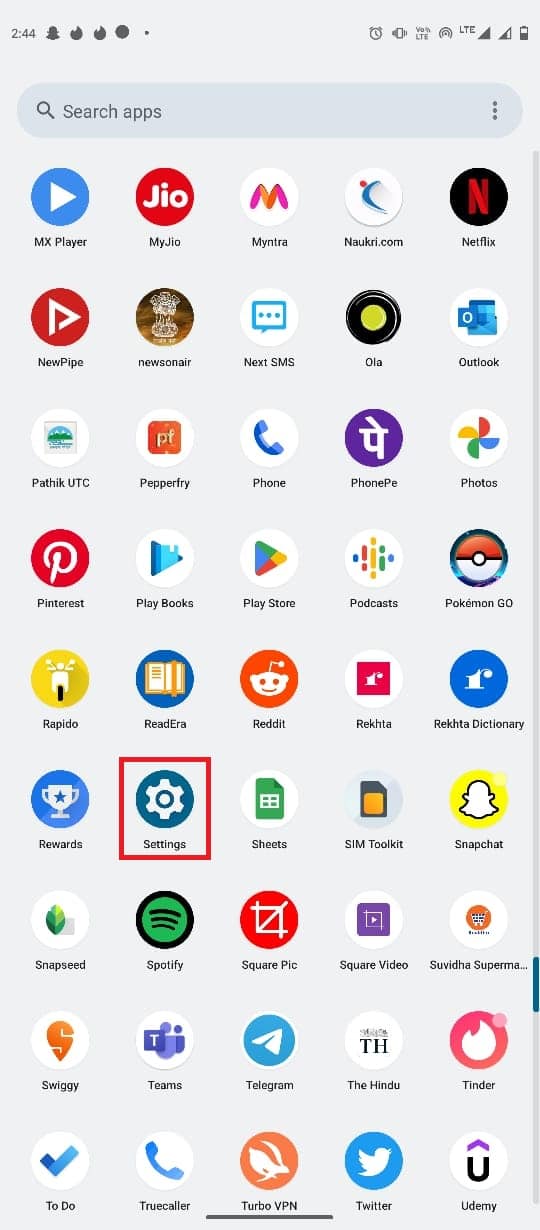 Otwórz Ustawienia z menu telefonu. Napraw format pliku WhatsApp nieobsługiwany w systemie Android