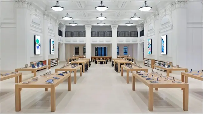アップル ストアのインテリア