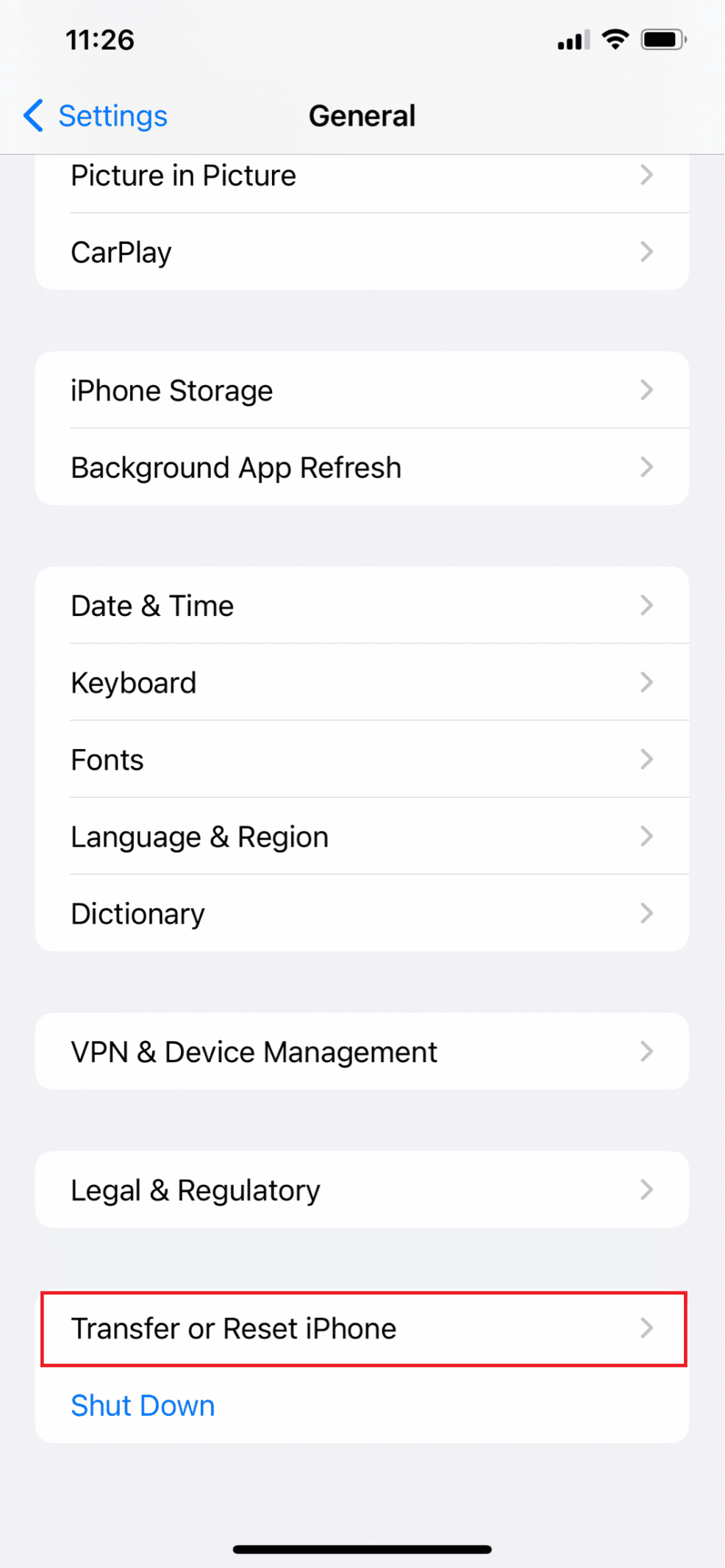 Navigieren Sie zu iPhone übertragen oder zurücksetzen und tippen Sie darauf. Die 7 wichtigsten Fixes für die Hintergrund-App-Aktualisierung, die auf dem iPhone nicht funktioniert