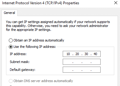 În fereastra Proprietăți IPv4, bifa Utilizați următoarea adresă IP