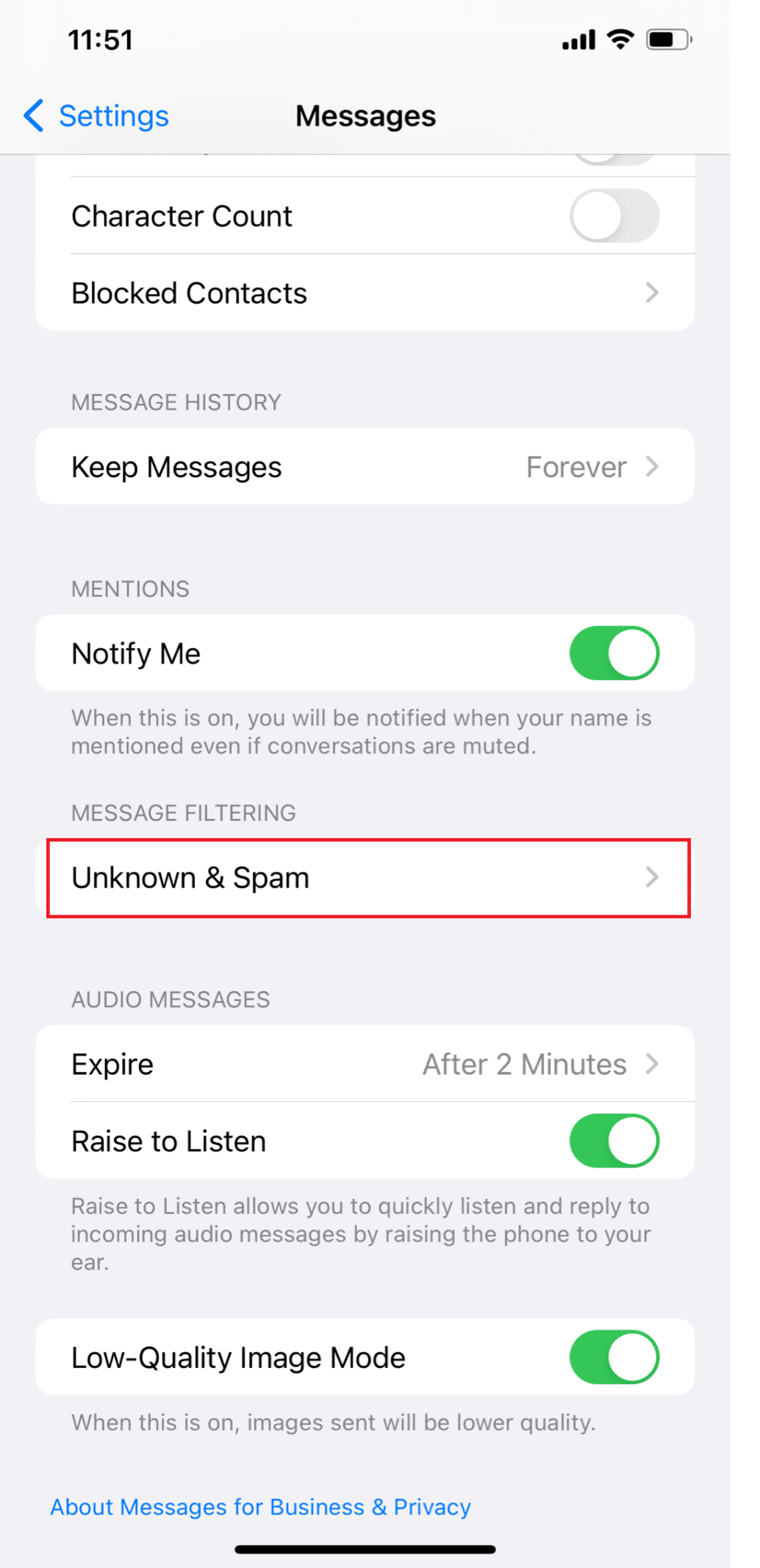 Acum derulați în jos și atingeți Necunoscut și spam | Sunetul de notificare iOS 15 nu funcționează