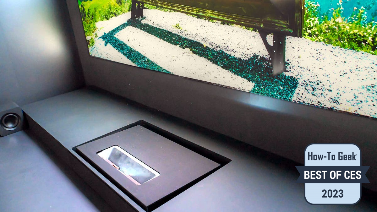 Proiectorul Samsung Premiere 8K