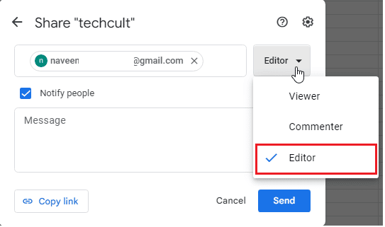 その横にあるオプション リストをクリックし、[エディタ] オプションを選択します。 Google スプレッドシートの編集権限を設定する方法