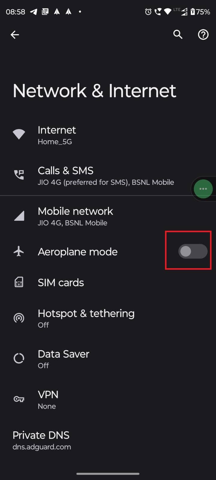 Aktifkan bilah pengalih di sebelah mode Pesawat dan nyalakan