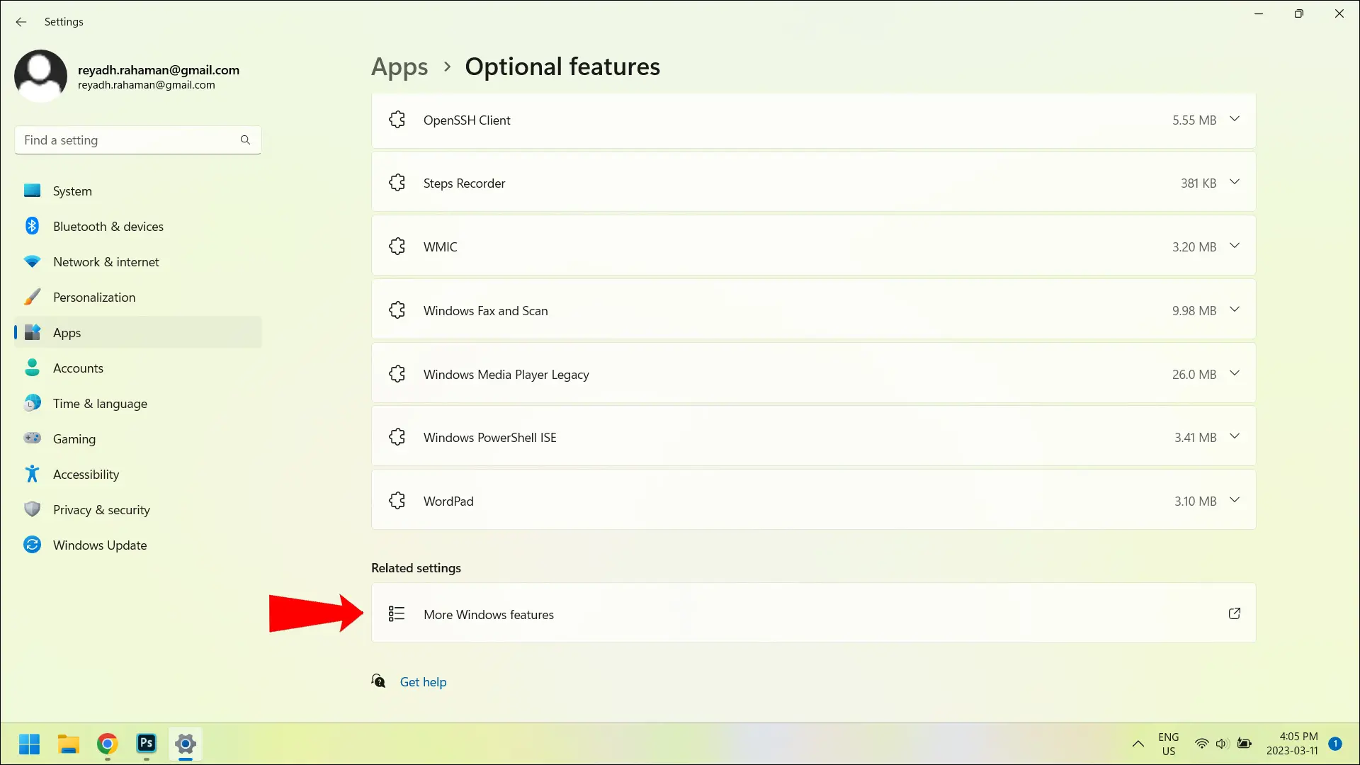 Botão que abre a janela "Recursos do Windows" na parte inferior do aplicativo Configurações.