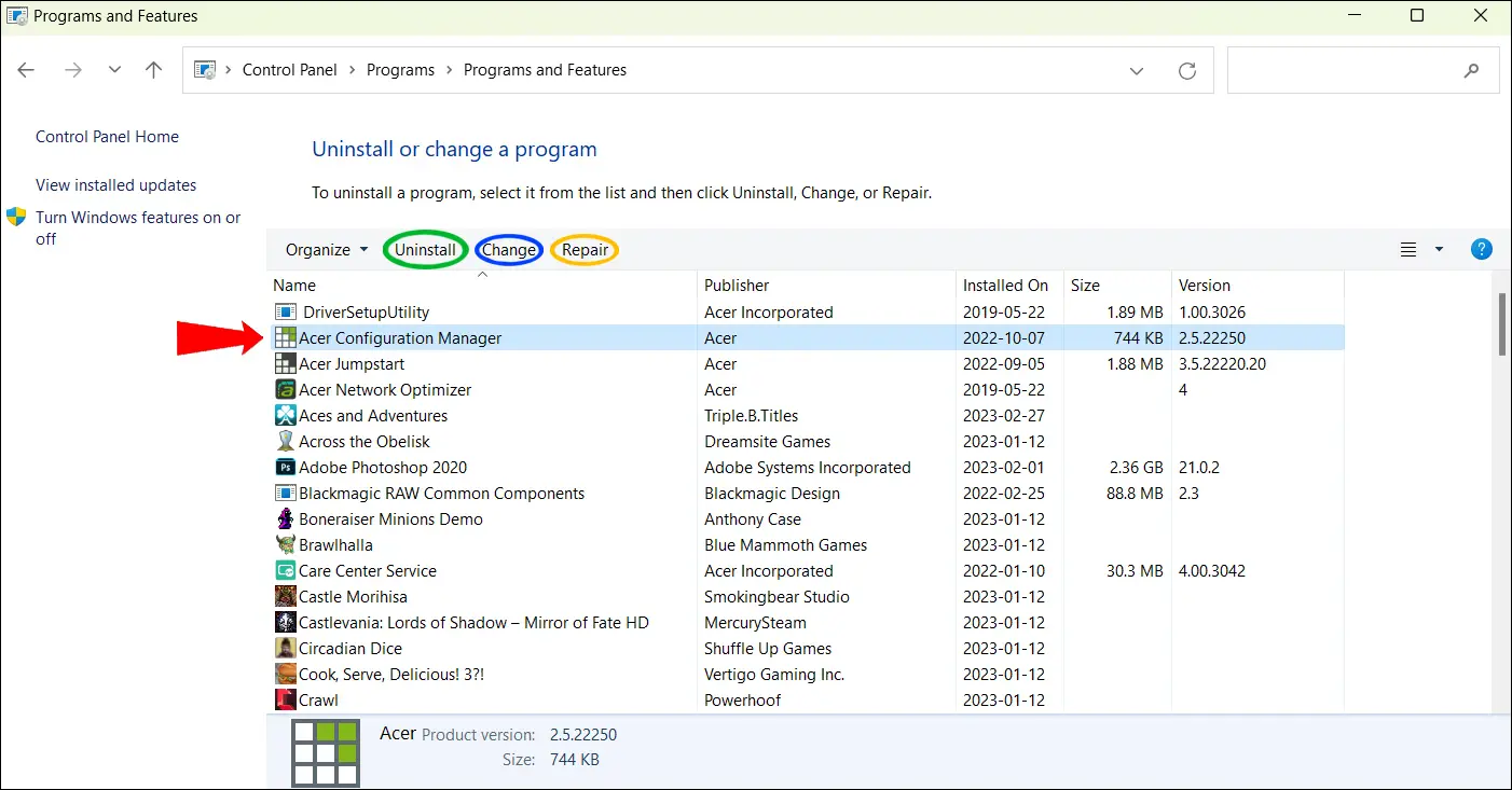 En cliquant sur une fonctionnalité dans le Panneau de configuration et en voyant ses options.