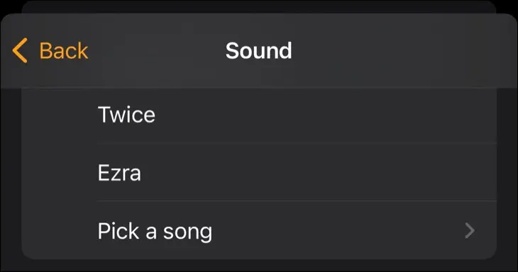 Apple Music の曲をアラームまたはタイマー アラートとして選択します