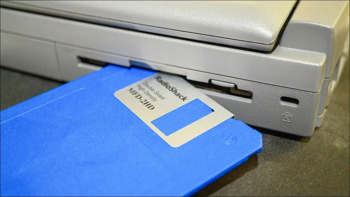 Disco floppy e unità sul computer portatile