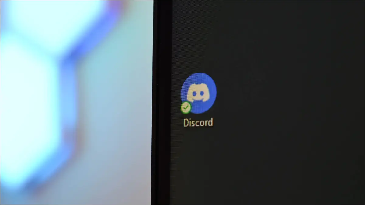 Application Discord sur fond noir