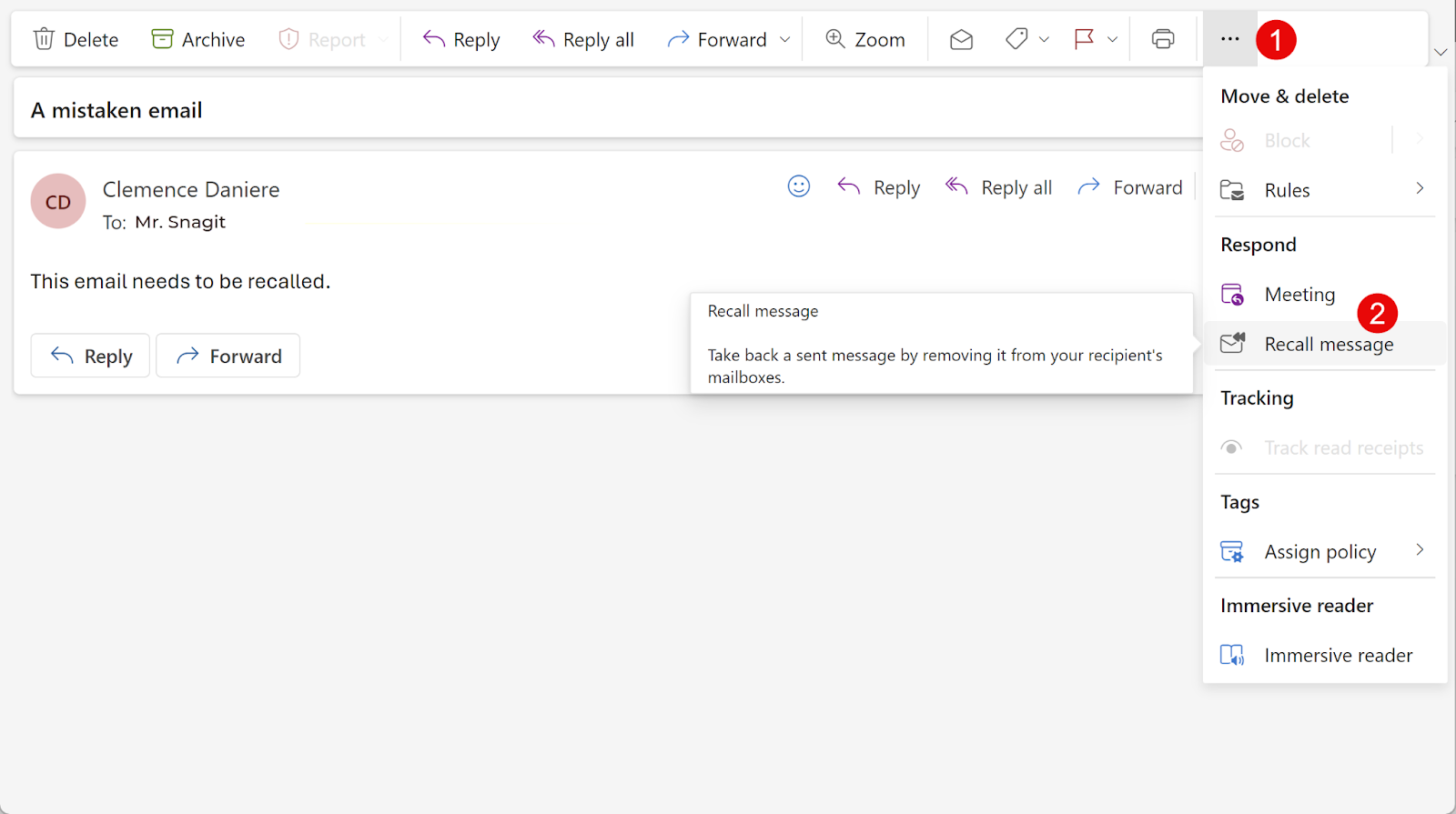 Eine fälschlicherweise gesendete E-Mail mit geöffneter Rückrufoption im Seitenleistenmenü.